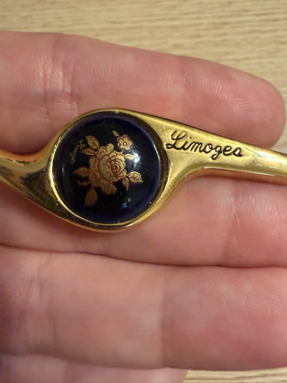 Vintage Limoges Castel France Gold Cobalt Blue Porcelain Brooch Pin 22k‎ Gold